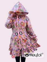 Cargar imagen en el visor de la galería, Impermeable Encanto Ghibli - Un olán. Disponible 14 días después de la compra.