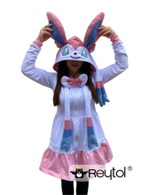 Cargar imagen en el visor de la galería, Olanes Sylveon - Disponible 7 días después de la compra