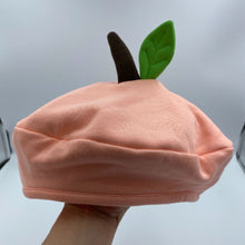 Cargar imagen en el visor de la galería, Gorrito de Durazno