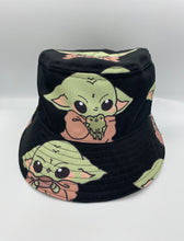 Cargar imagen en el visor de la galería, Bucket Hat Grogu
