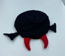 Cargar imagen en el visor de la galería, Gorrito de Murciélago
