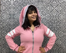 Cargar imagen en el visor de la galería, Sudadera Feng Min Bunny (Rosa/Verde) Adulto