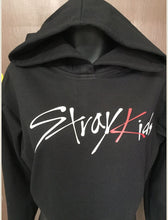 Cargar imagen en el visor de la galería, Crop Top Stray Kids - Disponible 7 días después de la compra