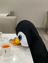 Cargar imagen en el visor de la galería, Sudadera Pingüino Adulto - Disponible 7 días después de la compra