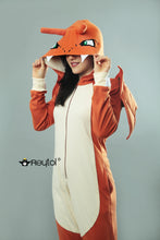 Cargar imagen en el visor de la galería, Kigurumi Charizard Niños