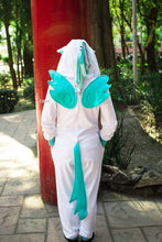 Cargar imagen en el visor de la galería, Kigurumi Unicornio Blanco Con Turquesa Adulto