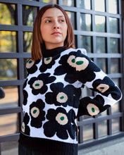 Cargar imagen en el visor de la galería, Suéter Bloom Black