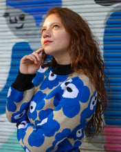Cargar imagen en el visor de la galería, Suéter Bloom Blue